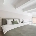 Loft 10 Apartment