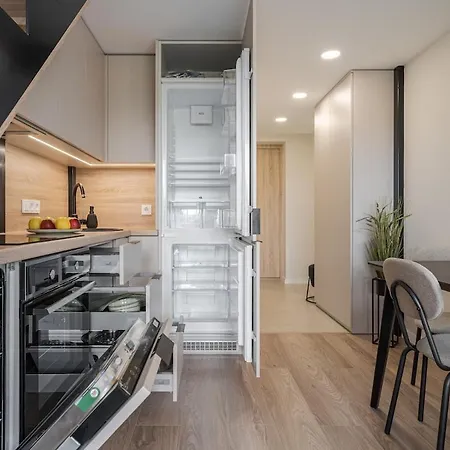 Loft 10 Apartment